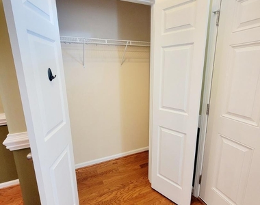 1120 Renewal Place - Photo Thumbnail 3