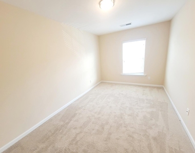 1120 Renewal Place - Photo Thumbnail 29