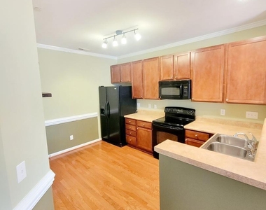 1120 Renewal Place - Photo Thumbnail 8