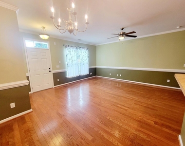 1120 Renewal Place - Photo Thumbnail 7