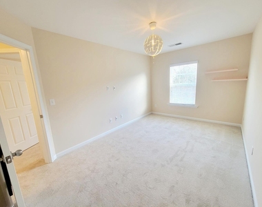 1120 Renewal Place - Photo Thumbnail 26