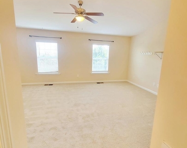 1120 Renewal Place - Photo Thumbnail 42
