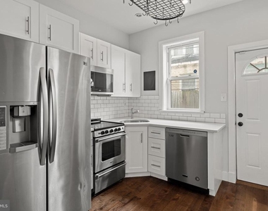 1457 N Corlies Street - Photo Thumbnail 13