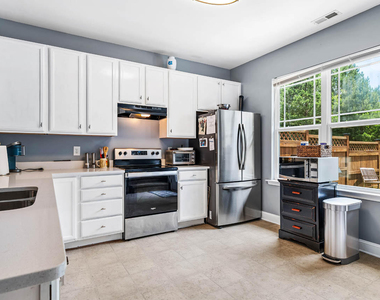 76 Millbrook Drive - Photo Thumbnail 9