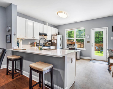76 Millbrook Drive - Photo Thumbnail 8
