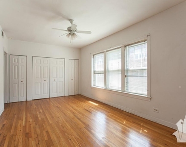 3521-29 N Broadway St - Photo Thumbnail 1