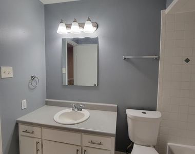 6303 New Market Way - Photo Thumbnail 22