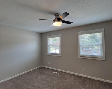 6303 New Market Way - Photo Thumbnail 19