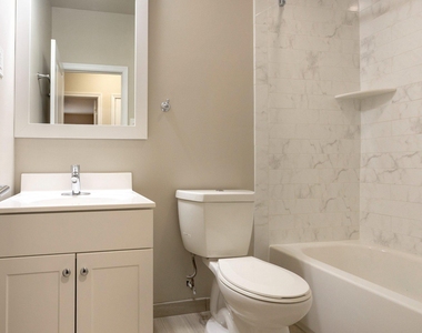 313 Creek Drive - Photo Thumbnail 6