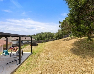 714 Newport Dr - Photo Thumbnail 29