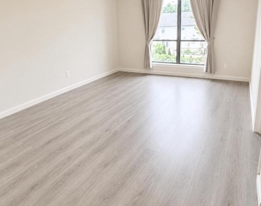 1825 Bridgetown Pike - Photo Thumbnail 2