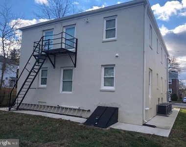 140 Moffatt Avenue - Photo Thumbnail 1