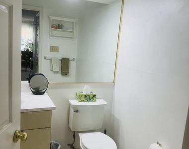 909 Eagles Chase Drive - Photo Thumbnail 13