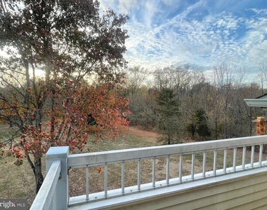 205 Salem Court - Photo Thumbnail 18