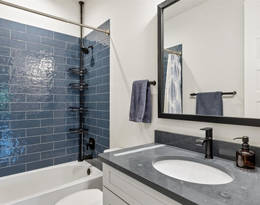 1293 Gato Del Sol Ave - Photo Thumbnail 24