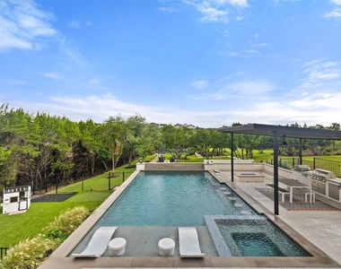 1293 Gato Del Sol Ave - Photo Thumbnail 32
