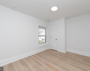 9 E Holly Avenue - Photo Thumbnail 9