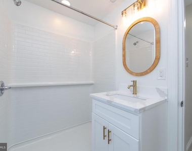 9 E Holly Avenue - Photo Thumbnail 14