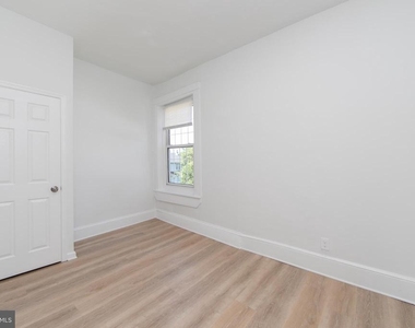 9 E Holly Avenue - Photo Thumbnail 11
