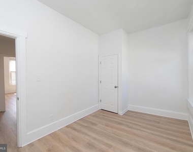 9 E Holly Avenue - Photo Thumbnail 12
