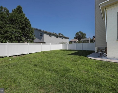 9 E Holly Avenue - Photo Thumbnail 24