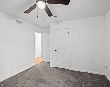 109 6th Ave Avenue - Photo Thumbnail 13