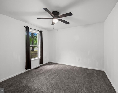 109 6th Ave Avenue - Photo Thumbnail 11