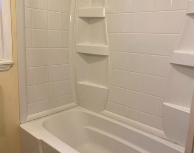 122 E Wayne Terrace - Photo Thumbnail 19