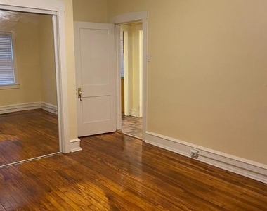 122 E Wayne Terrace - Photo Thumbnail 24