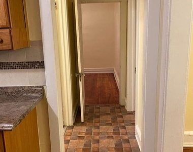 122 E Wayne Terrace - Photo Thumbnail 18