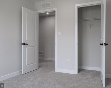 6 Foxwood Dr - Photo Thumbnail 20