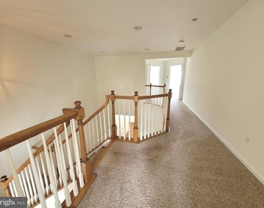 35 Tudor Court - Photo Thumbnail 30