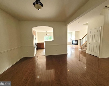 35 Tudor Court - Photo Thumbnail 4