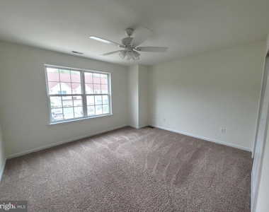 35 Tudor Court - Photo Thumbnail 25