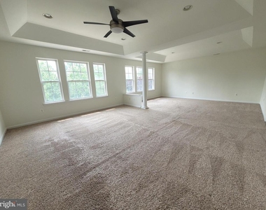 35 Tudor Court - Photo Thumbnail 20