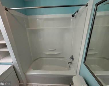 531 S Washington Street - Photo Thumbnail 13