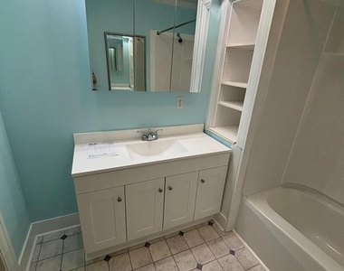 531 S Washington Street - Photo Thumbnail 14
