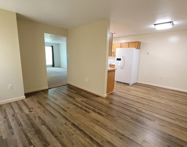 22096 Saint Inigoes Court - Photo Thumbnail 3
