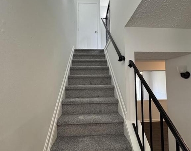 22096 Saint Inigoes Court - Photo Thumbnail 7
