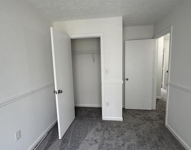 22096 Saint Inigoes Court - Photo Thumbnail 10