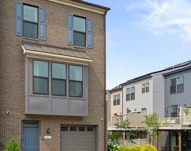10313 Vista Meadow Way - Photo Thumbnail 1