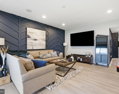 10313 Vista Meadow Way - Photo Thumbnail 22