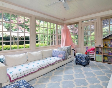 5944 Searl Terrace - Photo Thumbnail 31