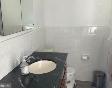 5944 Searl Terrace - Photo Thumbnail 33