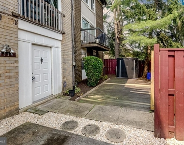 2334 Sun Valley Circle - Photo Thumbnail 3