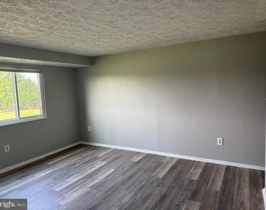 995 Heather Ridge Dr - Photo Thumbnail 21