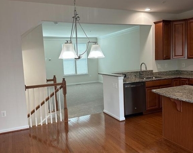 3574 Sprigg Street S - Photo Thumbnail 7