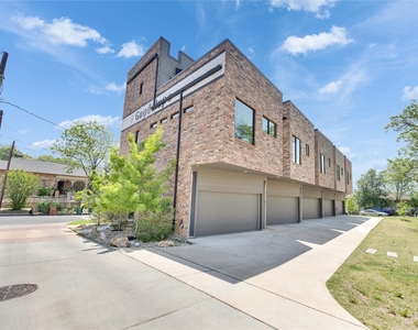808 E Lydia St - Photo Thumbnail 29
