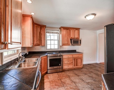 5404 Arcadia Road - Photo Thumbnail 9