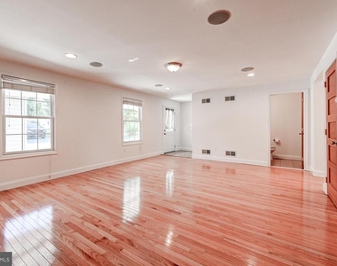 5404 Arcadia Road - Photo Thumbnail 6